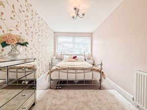 Photo 14- click for photo gallery